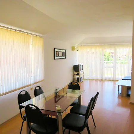 съни хаус - Sunny House Apartment Byala (Varna)