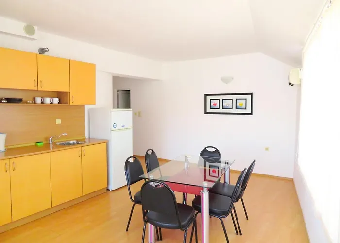 съни хаус - Sunny House Appartement